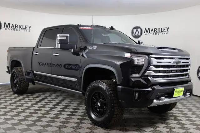 2024 Chevrolet Silverado 2500HD 4WD Crew Cab Standard Bed High Country for sale in Fort Collins, CO