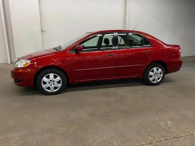 2007 Toyota Corolla LE for sale in La Crosse, WI
