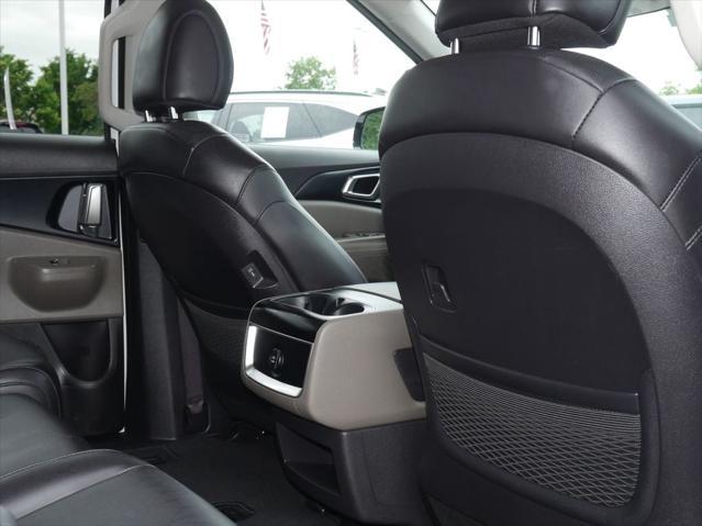 2025 Kia Carnival MPV LXS