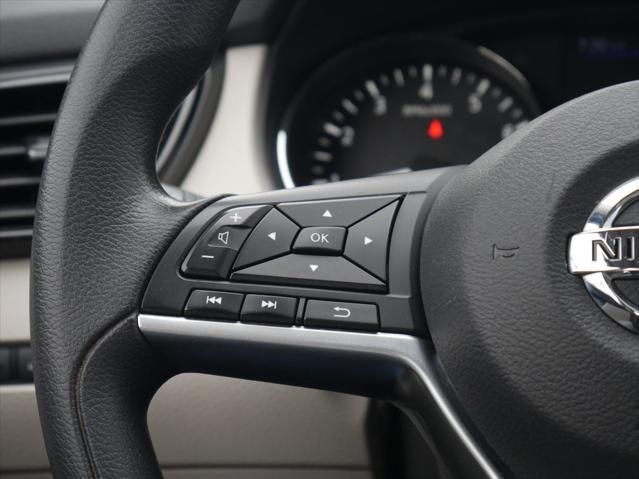 2020 Nissan Rogue Sport SV FWD Xtronic CVT