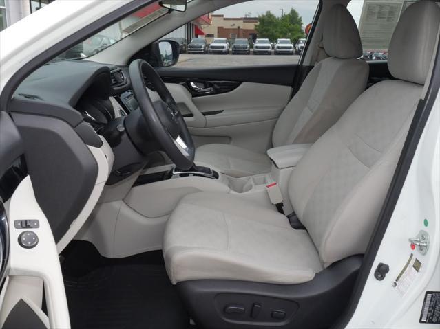 2020 Nissan Rogue Sport SV FWD Xtronic CVT