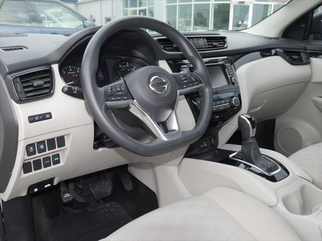 2020 Nissan Rogue Sport SV FWD Xtronic CVT