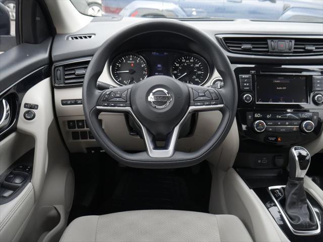 2020 Nissan Rogue Sport SV FWD Xtronic CVT