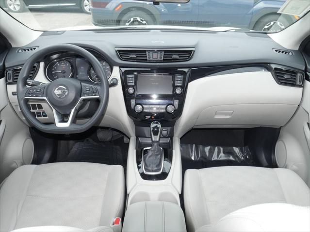 2020 Nissan Rogue Sport SV FWD Xtronic CVT