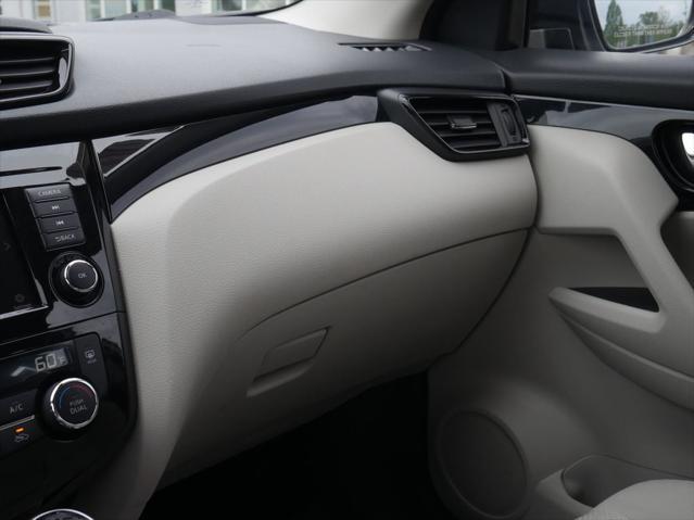 2020 Nissan Rogue Sport SV FWD Xtronic CVT