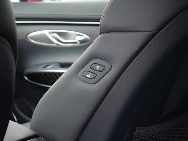 2025 Genesis GV70 3.5T AWD Sport