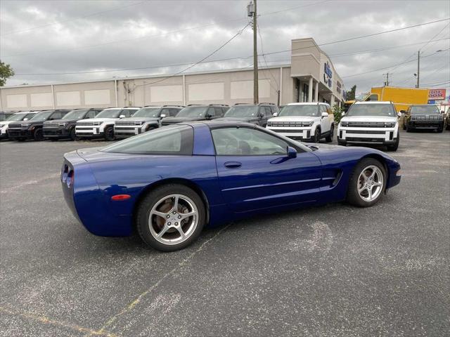 2004 Chevrolet Corvette 2dr Cpe