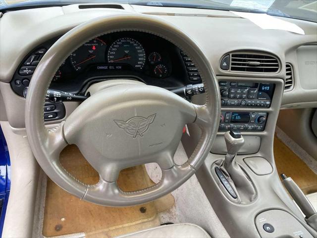 2004 Chevrolet Corvette 2dr Cpe
