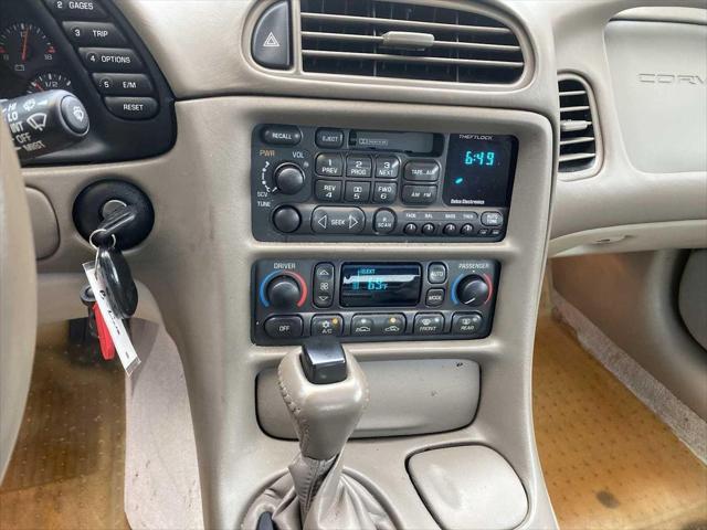 2004 Chevrolet Corvette 2dr Cpe