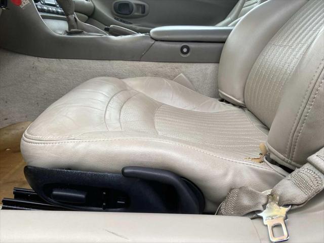 2004 Chevrolet Corvette 2dr Cpe