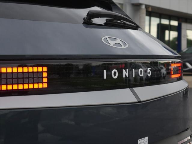 2026 Hyundai IONIQ 5 SE Standard Range