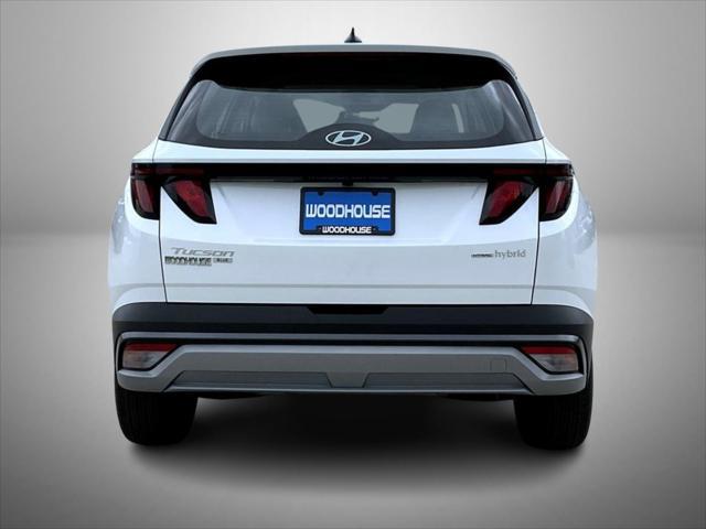 2026 Hyundai Tucson Hybrid Blue SE