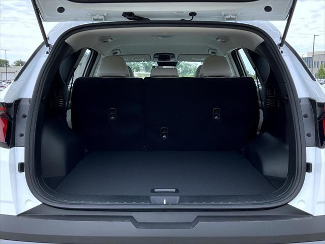 2026 Hyundai Tucson Hybrid Blue SE