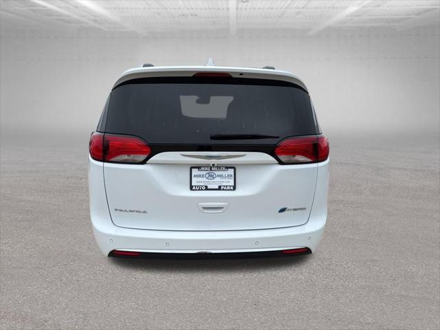 2020 Chrysler Pacifica Hybrid Limited