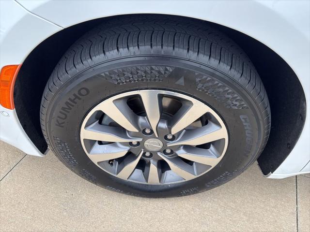 2020 Chrysler Pacifica Hybrid Limited