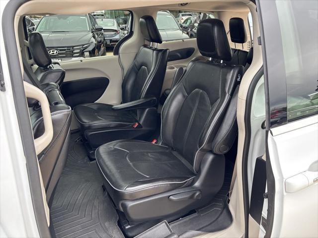 2020 Chrysler Pacifica Hybrid Limited