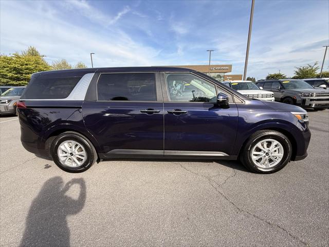 2023 Kia Carnival MPV LX