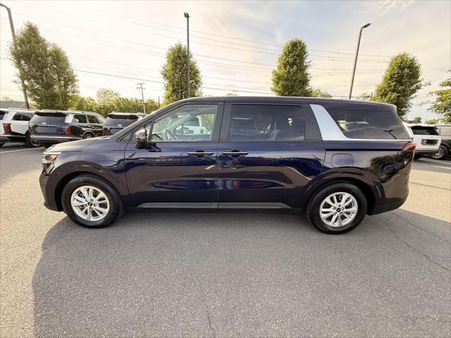 2023 Kia Carnival MPV LX
