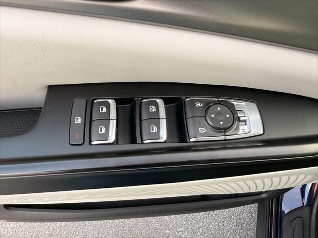 2023 Kia Carnival MPV LX