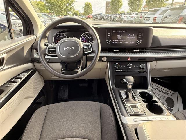 2023 Kia Carnival MPV LX