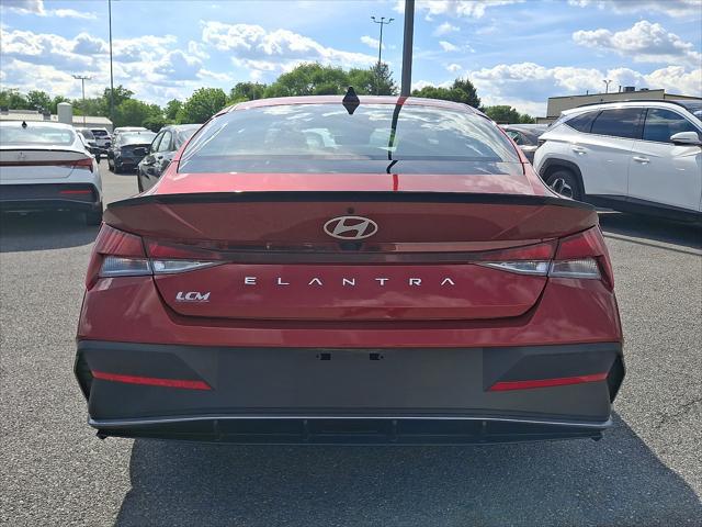 2025 Hyundai Elantra SEL Sport