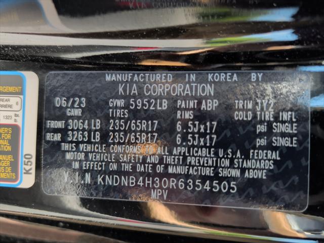 2024 Kia Carnival MPV LX Seat Package