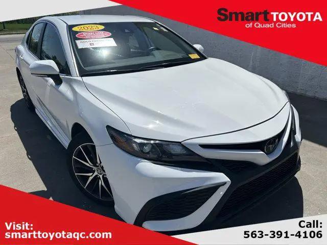 2023 Toyota Camry SE for sale in Davenport, IA