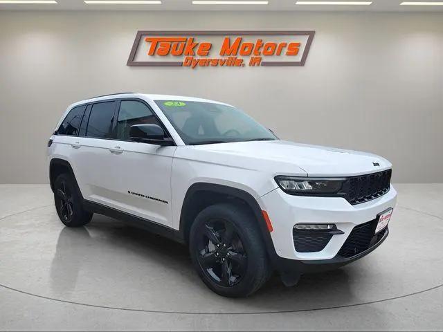 2023 Jeep Grand Cherokee Limited 4x4 for sale in Dyersville, IA