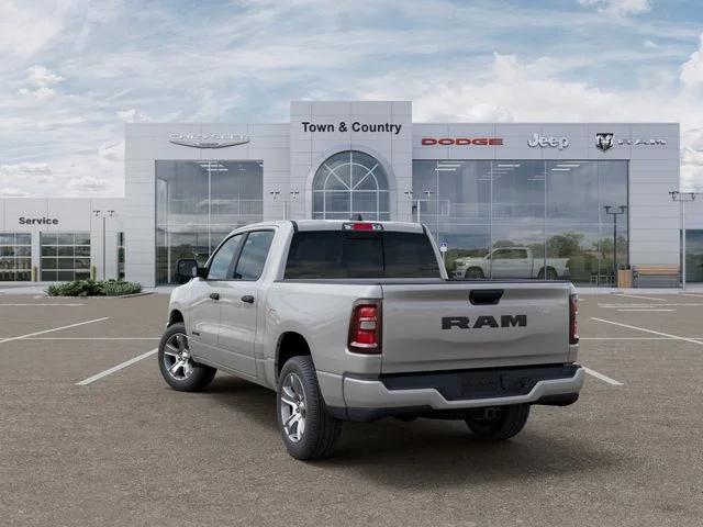 2026 RAM 1500 RAM 1500 EXPRESS CREW CAB 4X2 57 BOX