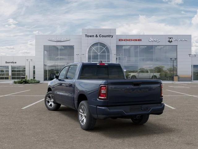 2026 RAM 1500 RAM 1500 EXPRESS CREW CAB 4X2 57 BOX