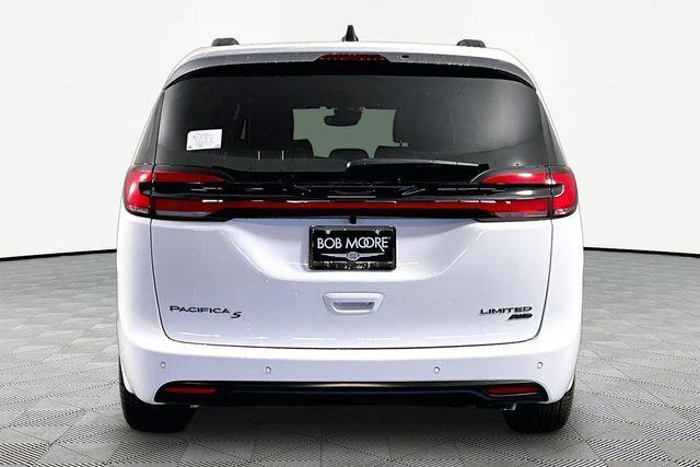 2027 Chrysler Pacifica Limited AWD