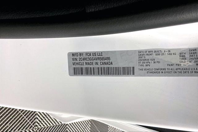 2027 Chrysler Pacifica Limited AWD