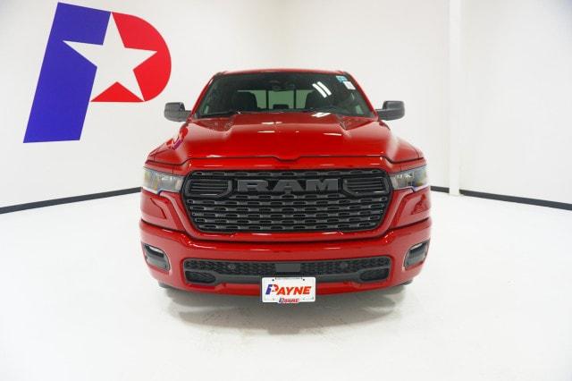2026 RAM 1500 RAM 1500 EXPRESS CREW CAB 4X2 57 BOX