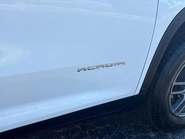 2026 GMC Acadia Elevation AWD