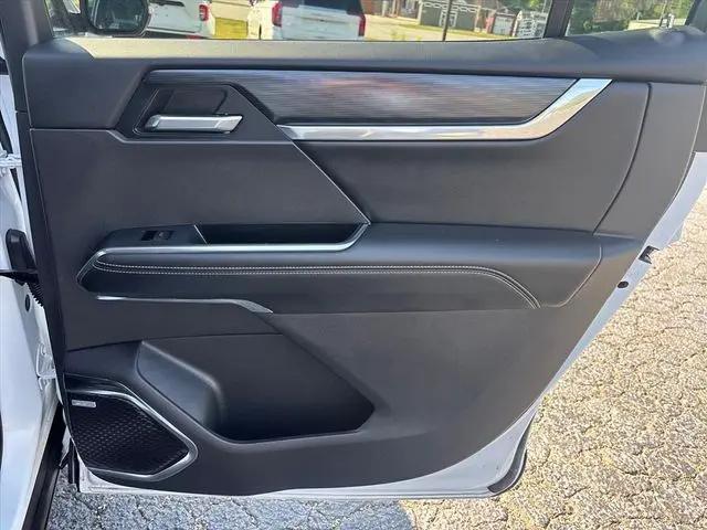 2026 GMC Acadia Elevation AWD