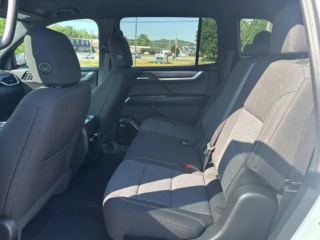 2026 GMC Acadia Elevation AWD
