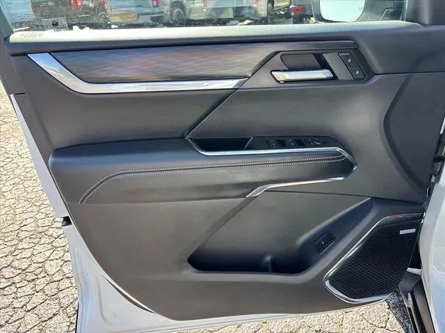2026 GMC Acadia Elevation AWD