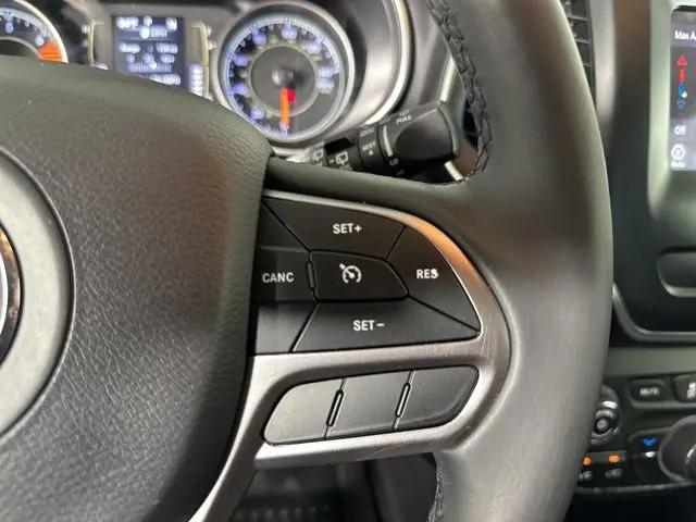 2020 Jeep Cherokee Latitude Plus FWD
