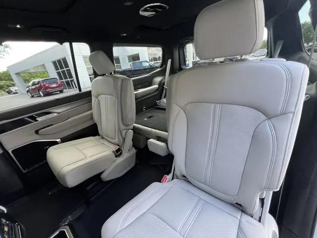 2026 Jeep Grand Wagoneer Limited Reserve 4x4