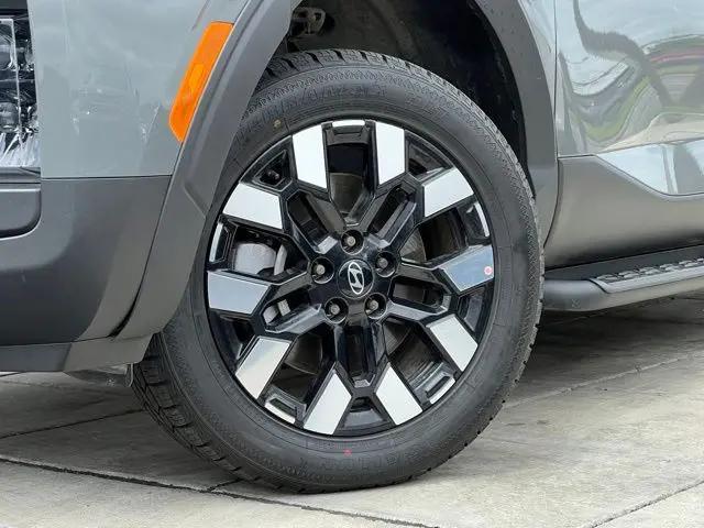 2025 Hyundai Santa Cruz SE