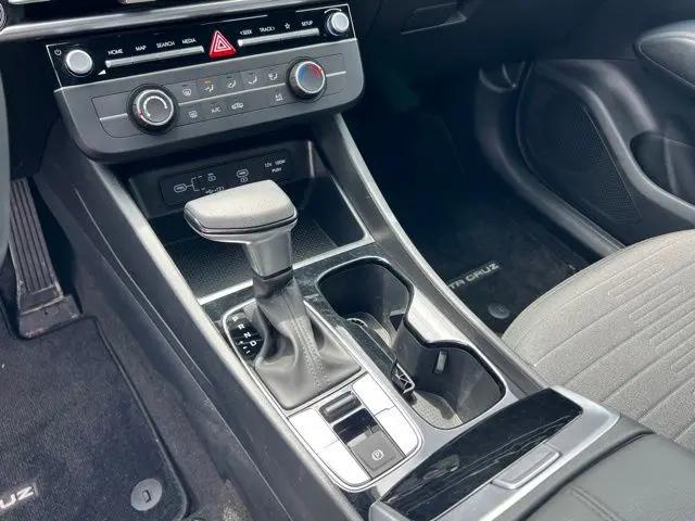 2025 Hyundai Santa Cruz SE
