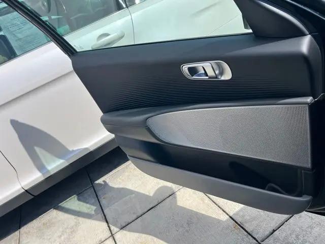 2024 Hyundai IONIQ 6 SE