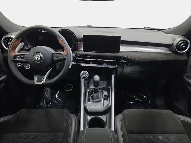 2025 Alfa Romeo Tonale Intensa EAWD