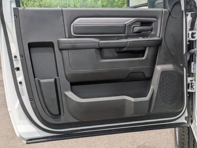 2024 Ram 2500 Tradesman Regular Cab 4x4 8' Box