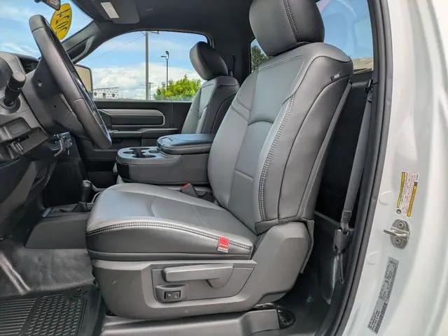 2024 Ram 2500 Tradesman Regular Cab 4x4 8' Box