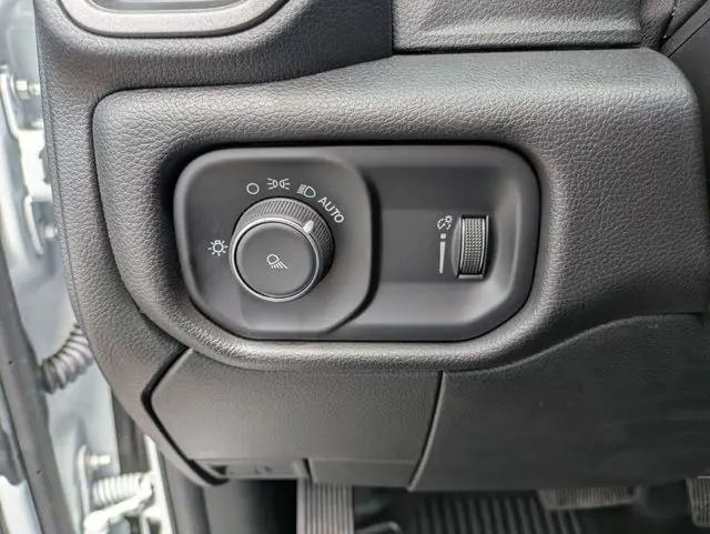 2024 Ram 2500 Tradesman Regular Cab 4x4 8' Box