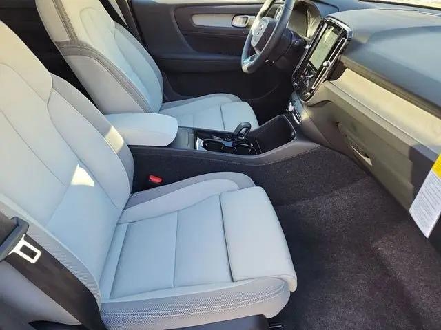 2026 Volvo EX40 Plus, Single Motor Extended Range, Fully electric