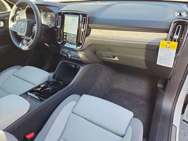 2026 Volvo EX40 Plus, Single Motor Extended Range, Fully electric