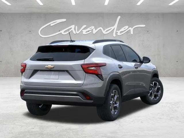 2026 Chevrolet Trax FWD LT