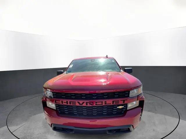 2022 Chevrolet Silverado 1500 4WD Crew Cab Short Bed Custom